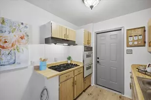 800 Brownstone St, Euless, TX 76039 - Photo 17