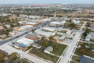 331 Osage Ct, Krum, TX 76249 - Photo 19