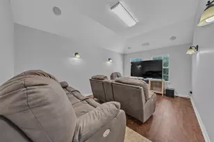 943 Mimosa Ct, Burleson, TX 76028 - Photo 35