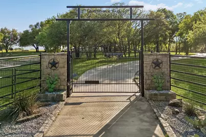 700 Temple Hall Highway, Granbury, TX 76049 - Photo 3