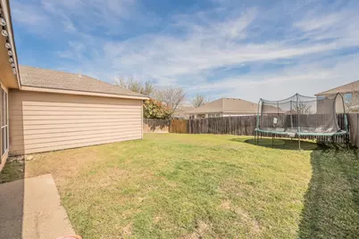 660 Rosario Lane, Fort Worth, TX 76052 - Photo 27