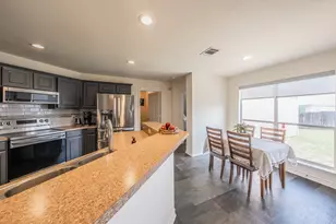 660 Rosario Ln, Fort Worth, TX 76052 - Photo 13