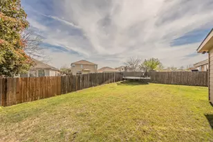 660 Rosario Ln, Fort Worth, TX 76052 - Photo 29