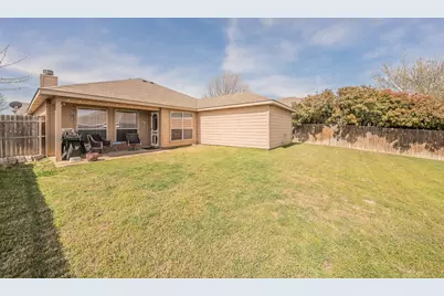 660 Rosario Lane, Fort Worth, TX 76052 - Photo 15