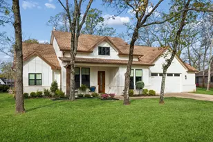 207 Colonial Dr, Mabank, TX 75156 - Photo 3