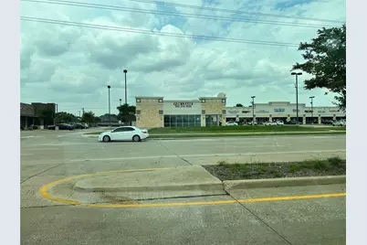 8130 Lakeview Parkway, Rowlett, TX 75088 - Photo 9