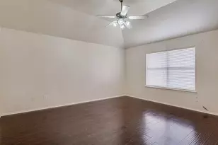 931 Hunter Ln, Burleson, TX 76028 - Photo 23