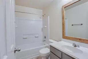 931 Hunter Ln, Burleson, TX 76028 - Photo 31