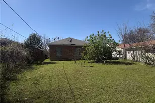 2420 Seevers Ave, Dallas, TX 75216 - Photo 17