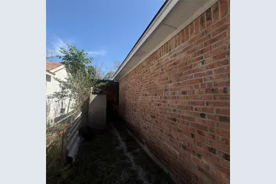 2420 Seevers Avenue, Dallas, TX 75216 - Photo 3