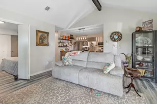 17 Townhouse Ln, Trinity, TX 75862 - Photo 11