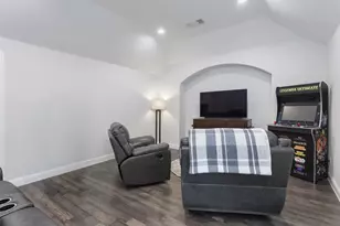 7900 Lewisville Ln, McKinney, TX 75071 - Photo 23