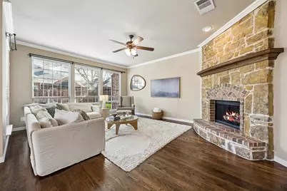 7064 Sea Star Drive, Grand Prairie, TX 75054 - Photo 9