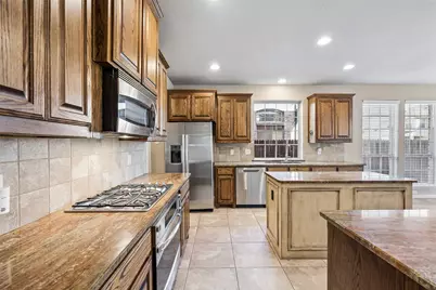 7064 Sea Star Drive, Grand Prairie, TX 75054 - Photo 11