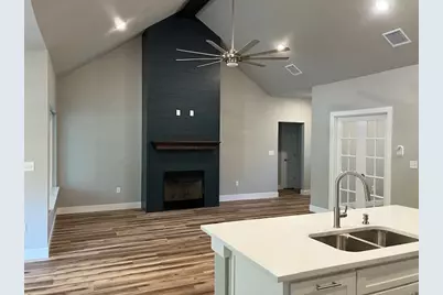 820 Mulberry Street, Sulphur Springs, TX 75482 - Photo 7