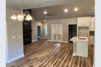 820 Mulberry Street, Sulphur Springs, TX 75482 - Photo 3