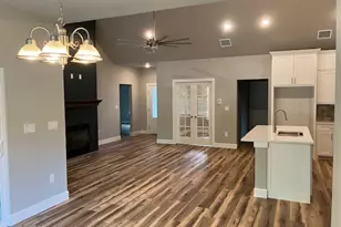 820 Mulberry St, Sulphur Springs, TX 75482 - Photo 3