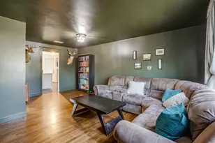 1123 Bales St, Cleburne, TX 76033 - Photo 7