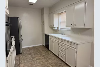 2641 Raintree Circle, Abilene, TX 79605 - Photo 9