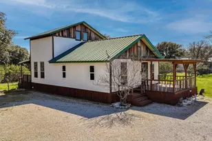 504 Doe Ln, Graham, TX 76450 - Photo 3