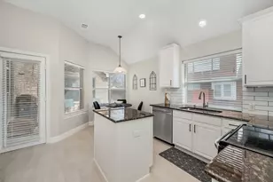 11690 Creekwood Dr, Frisco, TX 75035 - Photo 17