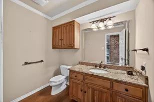 100 Castle Ct, Irving, TX 75038 - Photo 15