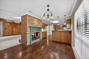 100 Castle Ct, Irving, TX 75038 - Photo 11