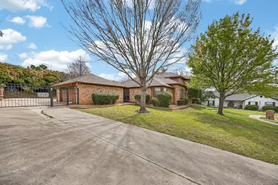 100 Castle Court, Irving, TX 75038 - Photo 33