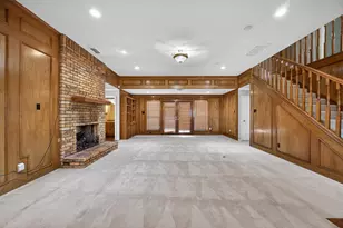100 Castle Ct, Irving, TX 75038 - Photo 5