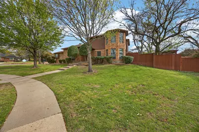 100 Castle Court, Irving, TX 75038 - Photo 31