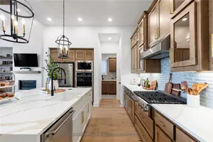 2820 Hillview Ln, Sherman, TX 75092 - Photo 5