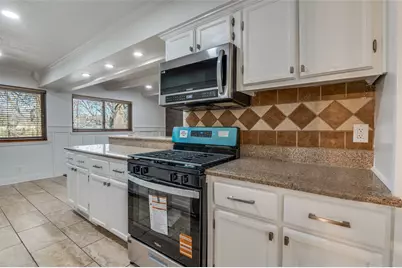 203 Timothy Trail, Duncanville, TX 75137 - Photo 11