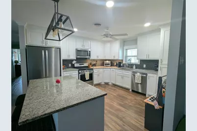 2036 Hermanson Drive, Waco, TX 76710 - Photo 13