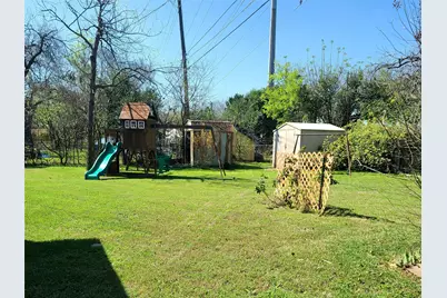 2036 Hermanson Drive, Waco, TX 76710 - Photo 33