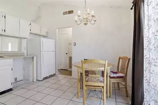 4621 Waterway Dr N, Fort Worth, TX 76137 - Photo 9