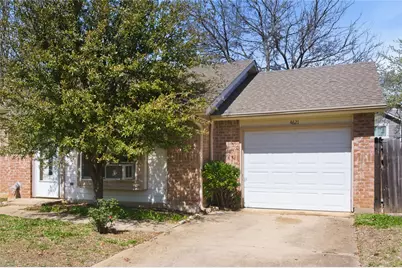 4621 Waterway Drive N, Fort Worth, TX 76137 - Photo 3