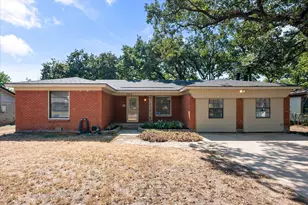 344 Bedford Ct E, Bedford, TX 76022 - Photo 1