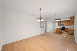 344 Bedford Ct E, Bedford, TX 76022 - Photo 13