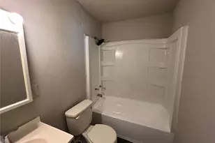 1726 N Ricketts St, Sherman, TX 75092 - Photo 7