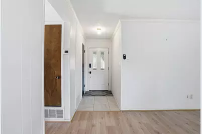 624 NW Barbara Lane, Burleson, TX 76028 - Photo 5