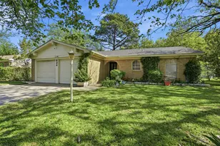 624 NW Barbara Ln, Burleson, TX 76028 - Photo 1