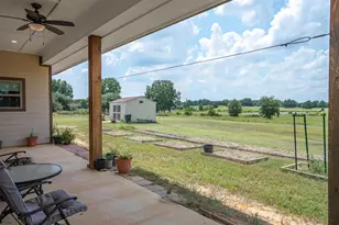 1461 Vz County Road 4607, Ben Wheeler, TX 75754 - Photo 35