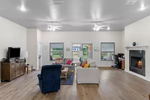 1461 Vz County Road 4607, Ben Wheeler, TX 75754 - Photo 9