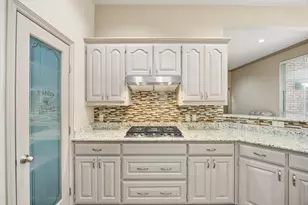 2741 Naples Dr, Hurst, TX 76054 - Photo 9