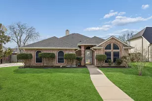 2741 Naples Dr, Hurst, TX 76054 - Photo 1