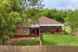 605/607 Clay St, Glen Rose, TX 76043 - Photo 5