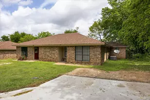 605/607 Clay St, Glen Rose, TX 76043 - Photo 3