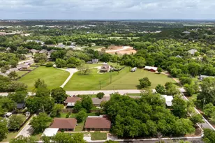 605/607 Clay St, Glen Rose, TX 76043 - Photo 37