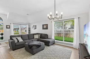 7502 Gillon Dr, Rowlett, TX 75089 - Photo 3