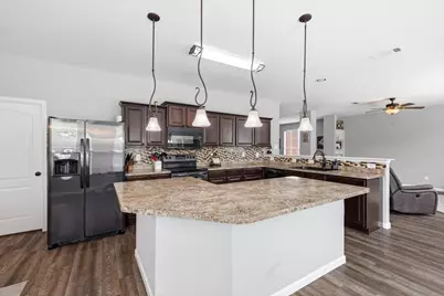 10832 Thorngrove Court, Fort Worth, TX 76052 - Photo 11